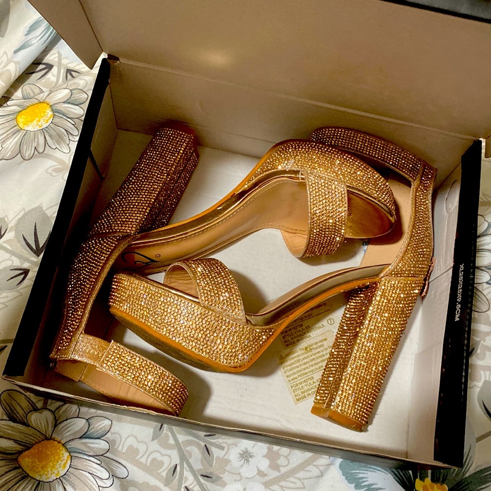 Brand : Windsor they cost me 40 $                     Only warn once